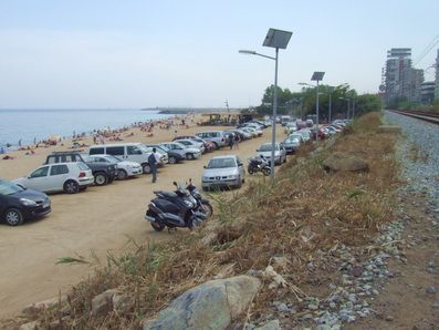 Parte del paseo marítimo de Mataró a su paso por Santo Simó Parte del paseo marítimo de Mataró a su paso por Santo Simó