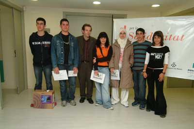 Els guanyadors i finalistes acompanyats de Batista