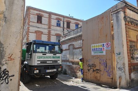El principio de las obras a Can Fàbregas El principio de las obras a Can Fàbregas