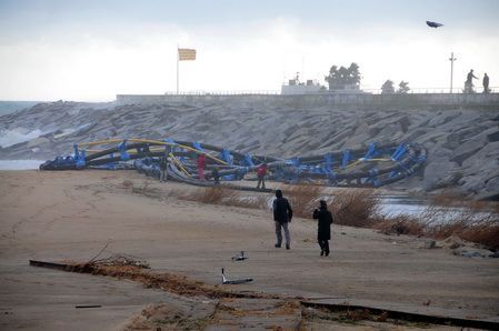 La piscifactoría en la playa del Varador